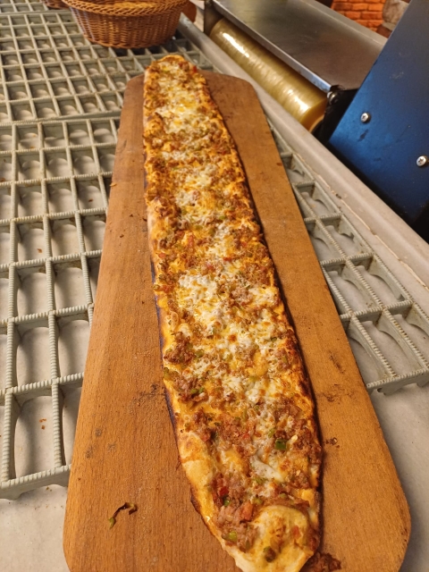 Kuşbaşılı Mevlana Pide